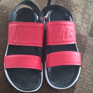 Nike Womens Black and Red Sandals